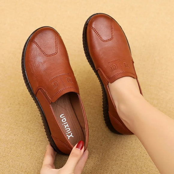 Moccasins Mom Flats Shoes Soft Sole Loafers Round Toe ShoesNew Spring and Autumn Flat Sole Non slip Female Casual Leather Shoes Susan's Beauty