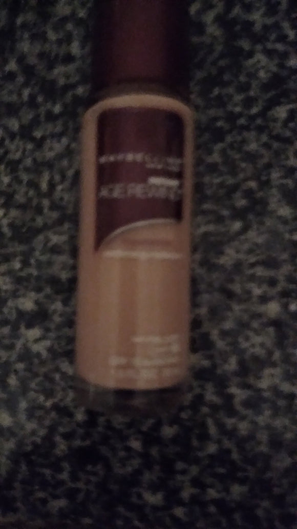 MAYBELLINE - Instant AGE rewind- Foundation Cream- 1/2 PRICE! Susan's Beauty